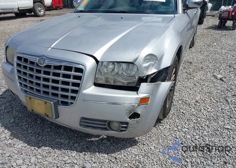 2010 Chrysler 300 Touring из США, поврежденный, VIN 2C3CA5CV2AH233300